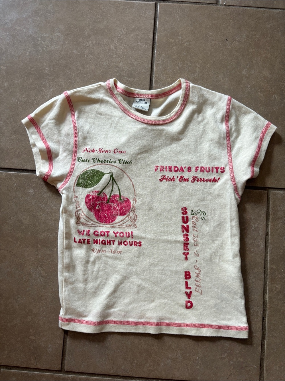 Urban Outfitters Kids Cream and Pink Graphic Tee Size small